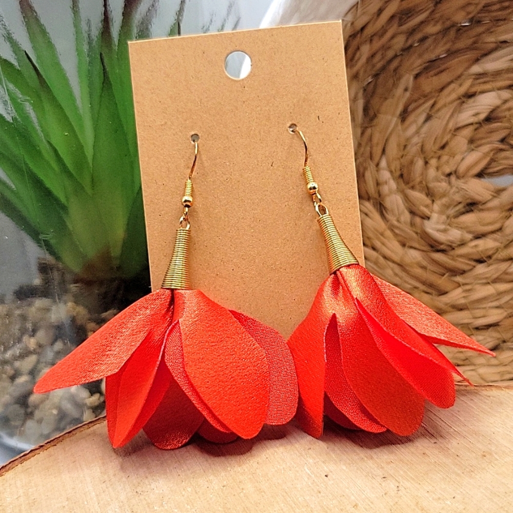 2/$10 red flower tassle earrings